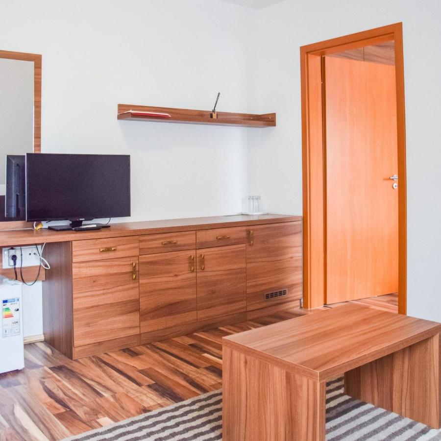 Hethland Zamardi Vsz Ueduelo Hotell Exteriör bild