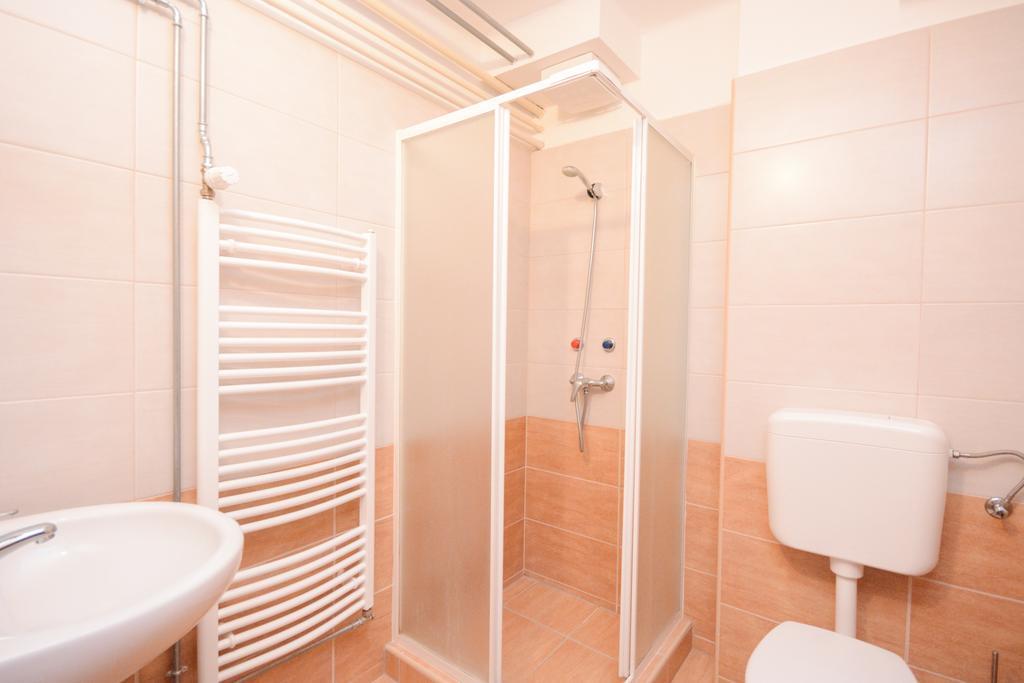 Hethland Zamardi Vsz Ueduelo Hotell Exteriör bild